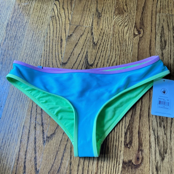 Body glove eclipse surfrider cyan blue. Size large - Picture 3 of 3